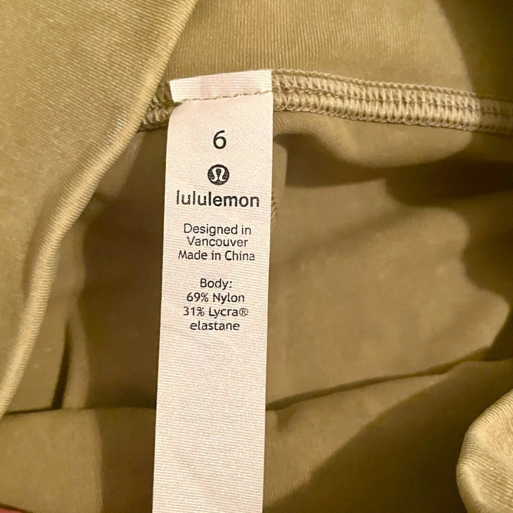 Lululemon Wunder Under High Rise Legging - Picture 3 of 5